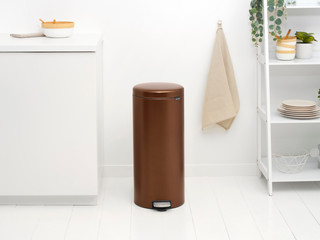 Brabantia NewIcon Pedaalemmer 30 liter Warm Bronze