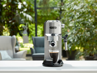 De'Longhi EC685.M Dedica Zilver