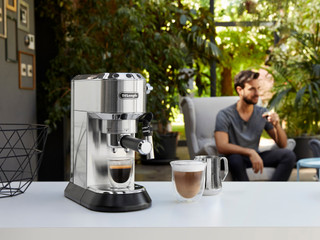 De'Longhi EC685.M Dedica Zilver