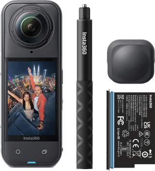 Insta360 X5 Starter Bundle