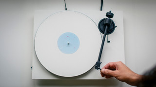 Pro-Ject E1.2 White