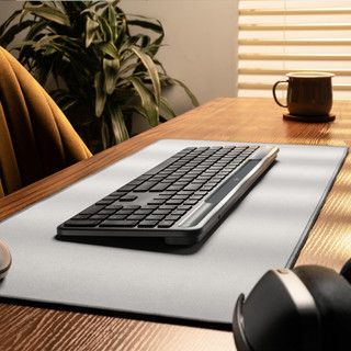 Logitech Signature Slim Solar+ Draadloos Toetsenbord QWERTY
