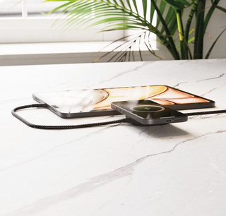 Zens Pro 2 Draadloze Oplader 15 Watt met USB C kabel Zwart