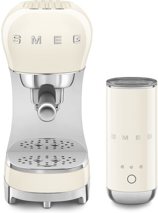 SMEG ECF12CREU Creme + melkopschuimer