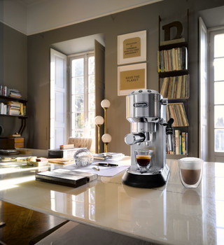 De'Longhi EC685.M Dedica Zilver