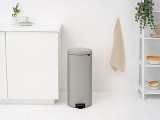 Brabantia NewIcon Pedaalemmer 30 Liter Soft Grey