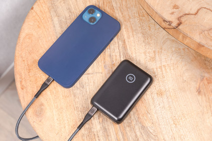 klok Klassiek Wijzerplaat Powerbank - Coolblue - Voor 23.59u, morgen in huis