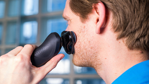 How do you choose an electric shaver?