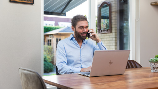 Business customers in a call with Coolblue Business