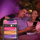 Philips Hue Resonate muurlamp White and Color zwart product in gebruik