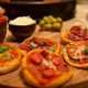 Emerio Pizzarette Cool Wall - 6 People product in use