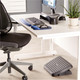 Fellowes Voetensteun product in gebruik