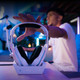 Logitech G Astro A50 X Draadloze PC/Xbox/PlayStation Gaming Headset - Wit product in gebruik