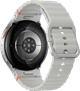 Samsung Galaxy Watch 7 4G Zilver 44mm + Duo Draadloze Oplader achterkant