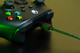 Aufladbare BlueBuilt Batterien für Xbox Controller produkt in gebrauch