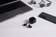 Sony LinkBuds Fit Zwart product in gebruik