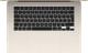 Apple MacBook Air 15 inch (2025) M4 (10 core CPU/10 core GPU) 16GB/512GB Sterrenlicht QWERTY bovenkant