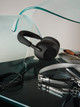 Sony WH-1000XM6 Schwarz + BlueBuilt Quick-Charge-Ladegerät produkt in gebrauch