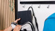 BlueBuilt Apple iPad Pro 13 Pouces (2024) Tri-Fold Book Case Noir produit à l'usage