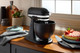 KitchenAid Artisan Mixer 5KSM156CXEBK Vulkaanzwart product in gebruik