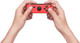 Nintendo Switch Joy-Con set Rood/Blauw product in gebruik